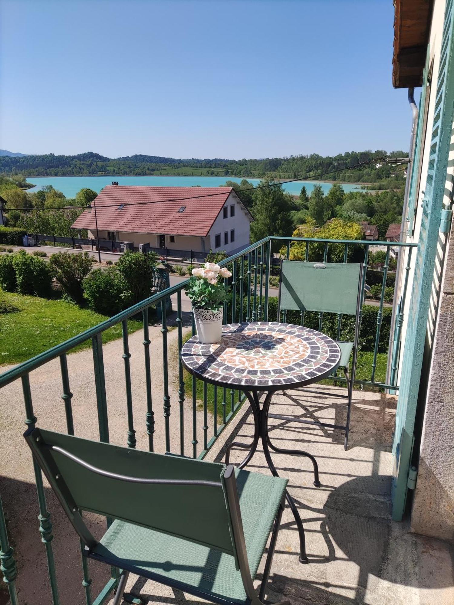 Villas-Du-Lac Appartements De Vacances Et Espace Spa Prive كلارفوكس لي لاكس الغرفة الصورة